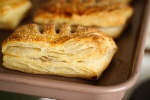 Can puff pastry be baked without parchment paper? - can puff pastry be baked without parchment paper