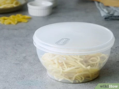 Can we store cooked Maggi in the fridge?