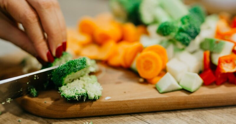 Do cooked vegetables weigh more than raw?