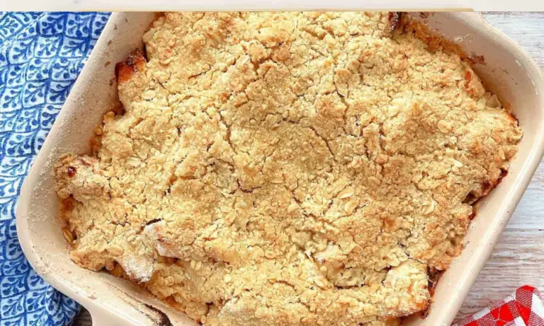 How long does baked apple crumble keep in the fridge?
