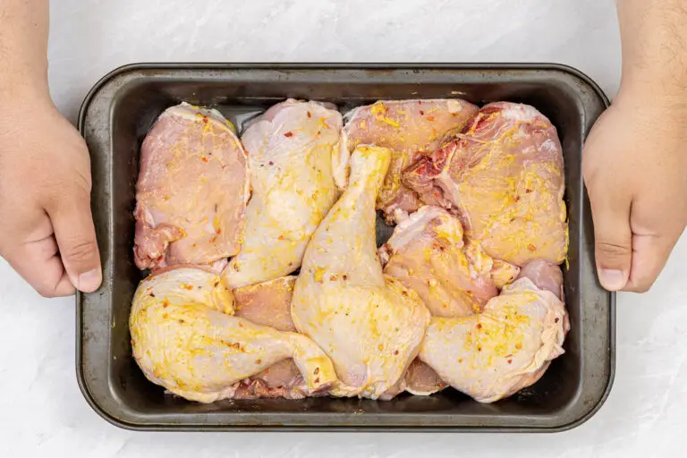 How long does it take to cook chicken thighs at 250