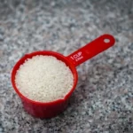 How much does cooked rice weigh