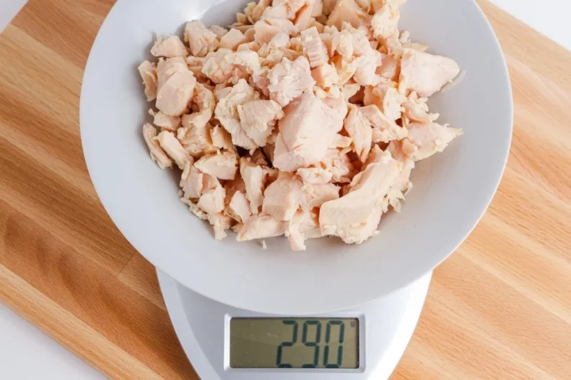 How much does raw chicken weigh when cooked? - how much does raw chicken weigh when cooked