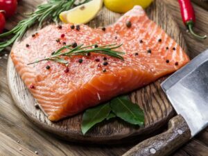 how much weight does cooked salmon lose? - how much weight does cooked salmon lose