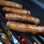How to pre-cook sausages before the barbecue?