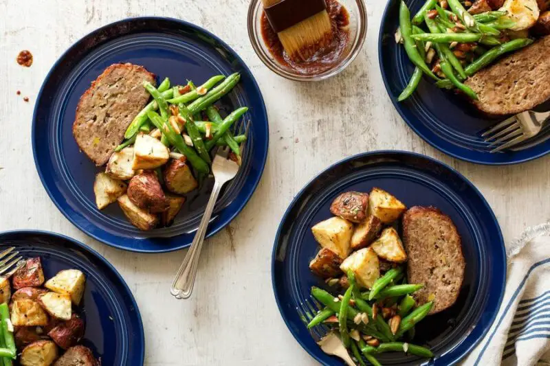 Ligurian meatloaf with potatoes and green beans