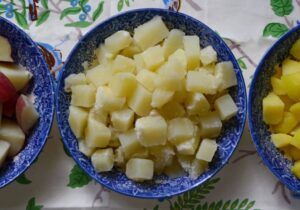 Should potatoes be rinsed after boiling for potato salad? - should potatoes be rinsed after boiling for potato salad