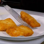 What are the disadvantages of shallow frying?