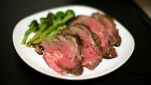 What is the lowest temperature you can cook roast beef at? - what is the lowest temperature you can cook roast beef at What is the lowest temperature you can cook roast beef at? - what is the lowest temperature you can cook roast beef at