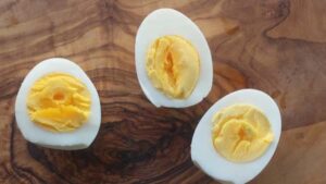 Why are my hard-boiled eggs flat on the bottom? - why are my hard boiled eggs flat on the bottom