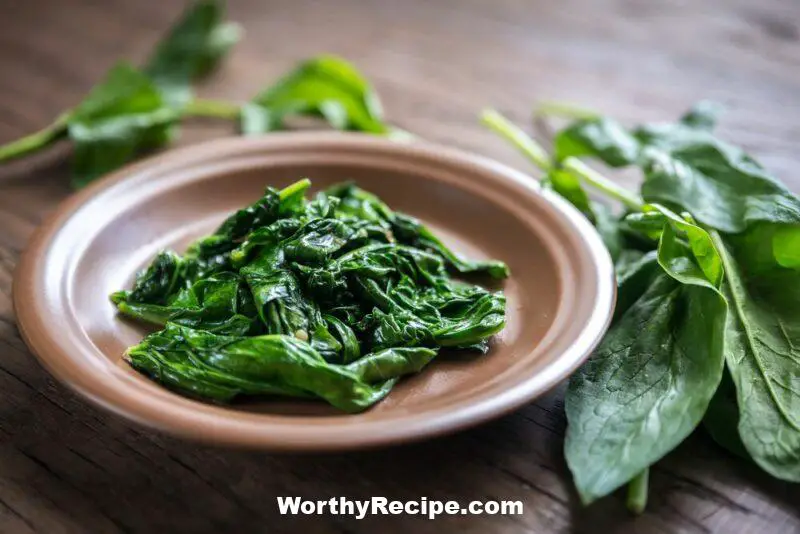 can cooked spinach cause food poisoning