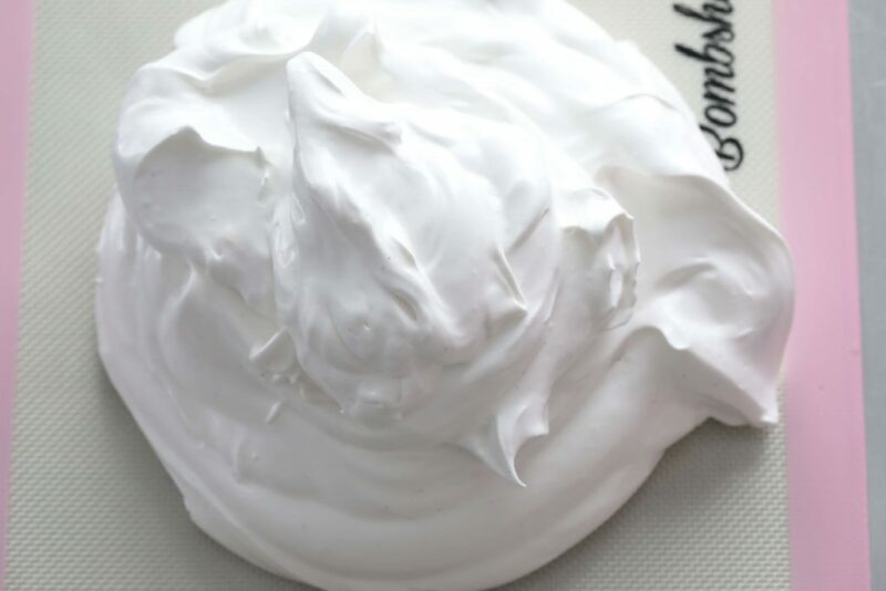 how do i prevent my pavlova from sticking to parchment paper
