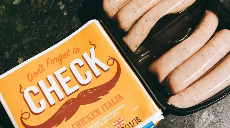 how long does heck chicken sausages take to cook