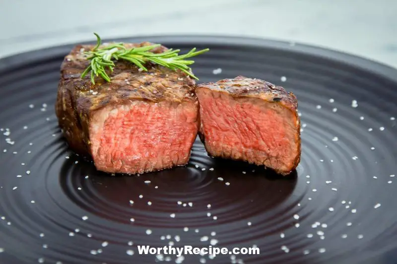 how long does it take to cook a 6 oz filet mignon